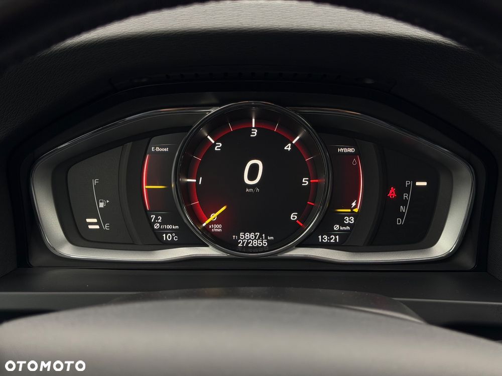 Volvo V60 D5 AWD Momentum - 20