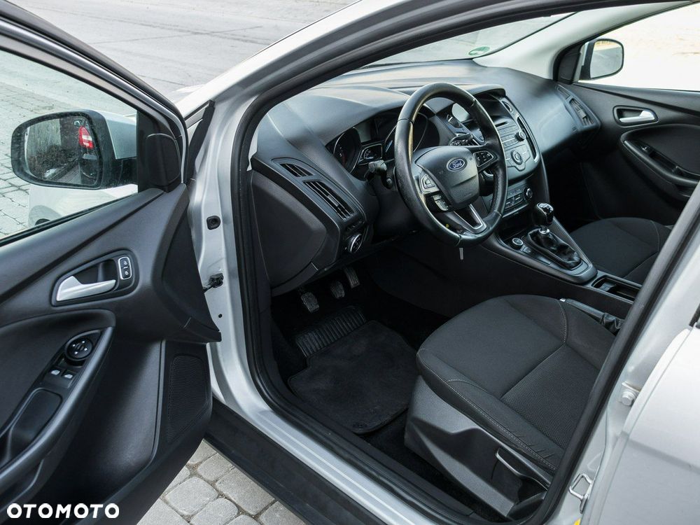 Ford Focus - 14