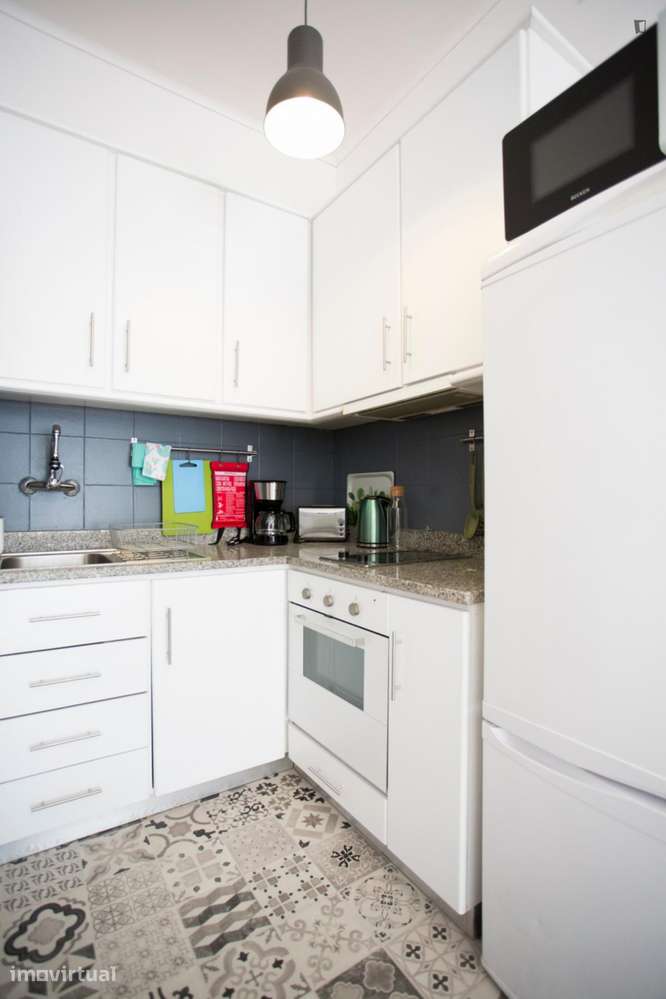 Apartamento com 1 quartos - localizado em Miragaia Porto - Grande imagem: 3/9