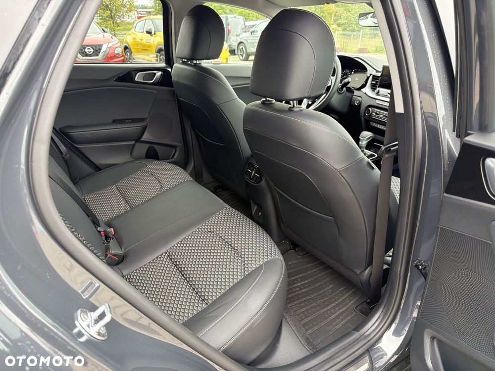 Kia XCeed 1.6 T-GDI Business Line DCT - 20