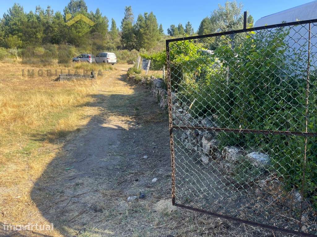 Propriedade Off-Grid com Vistas Deslumbrantes a Apenas 15 Minutos d... - Grande imagem: 2/23
