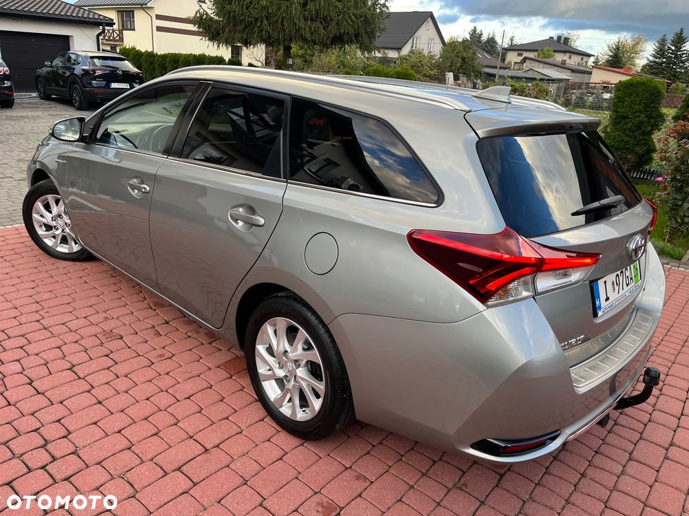 Toyota Auris 1.8 HSD Luna - 7