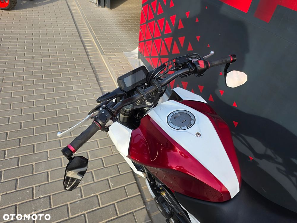 Honda CB - 14