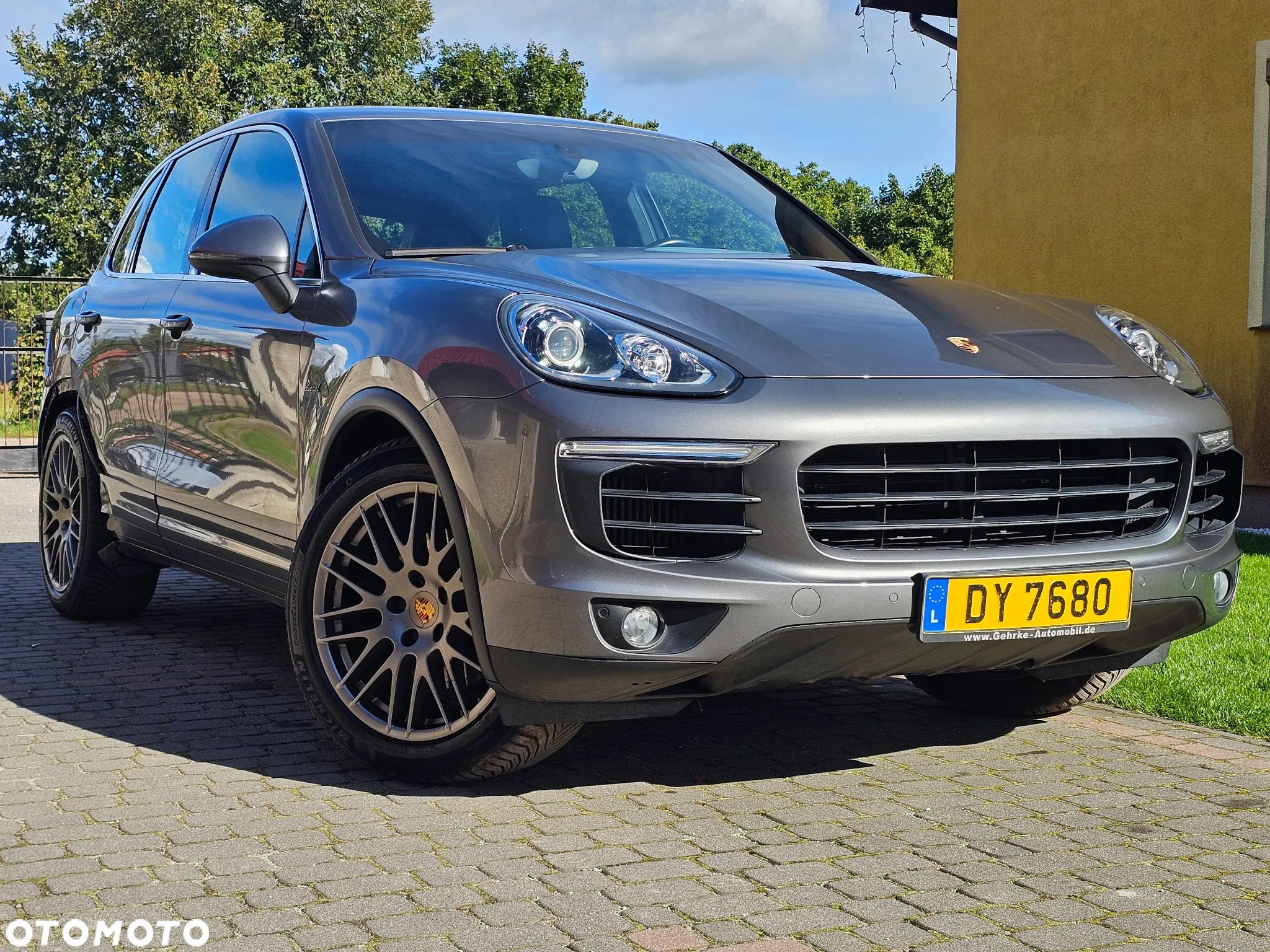 Porsche Cayenne Diesel Platinum Edition - 1