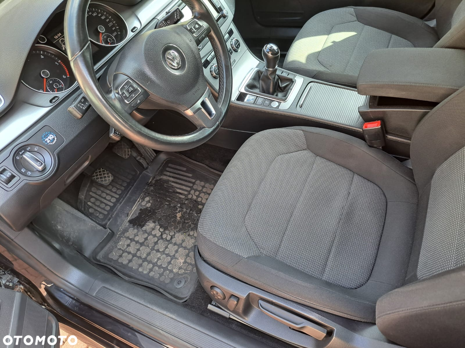 Volkswagen Passat 2.0 TDI Highline - 8