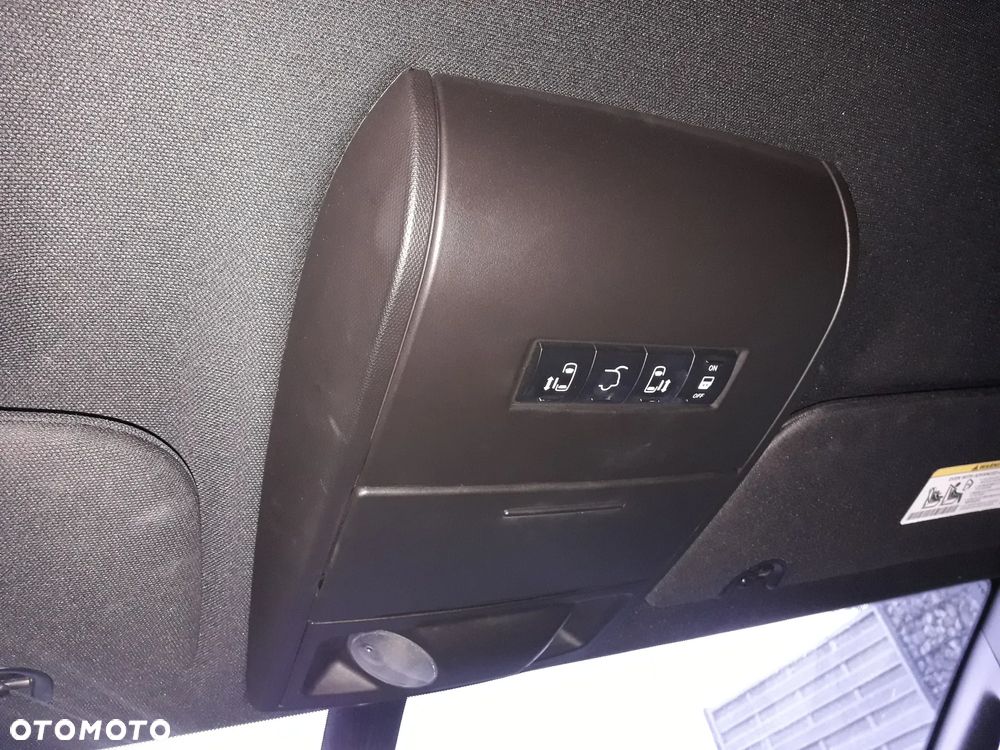 Chrysler Voyager - 38