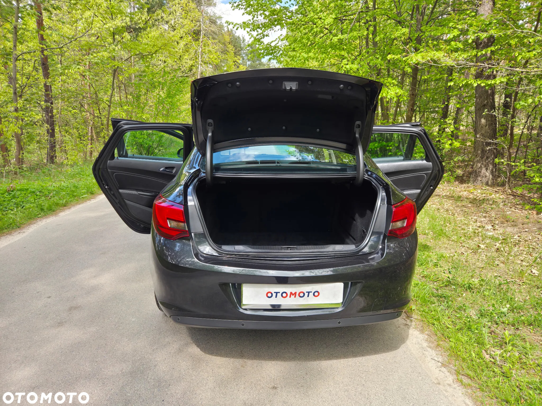 Opel Astra 1.7 CDTI DPF Cosmo - 21