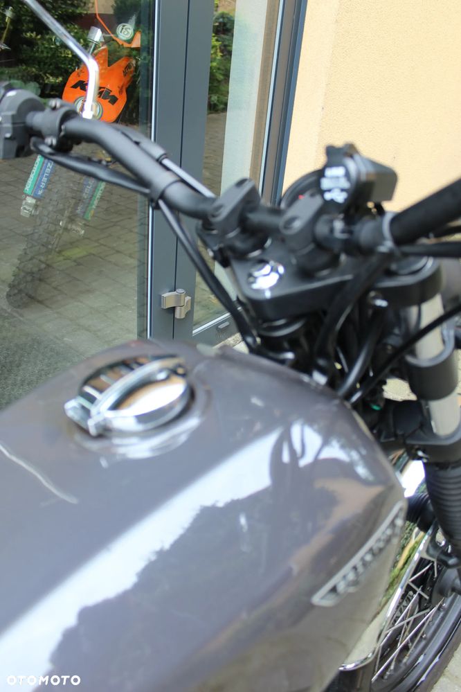 Brixton Cromwell - 9