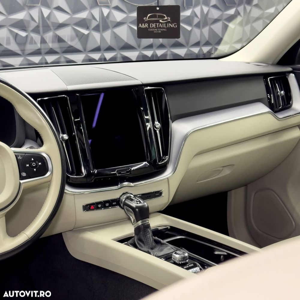VOLVO XC60 2020 — imagine 5