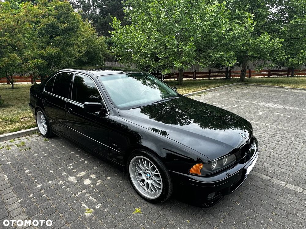 BMW Seria 5 540i - 27