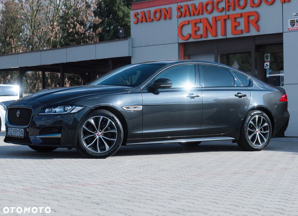 Jaguar XF 20d R-Sport - 1
