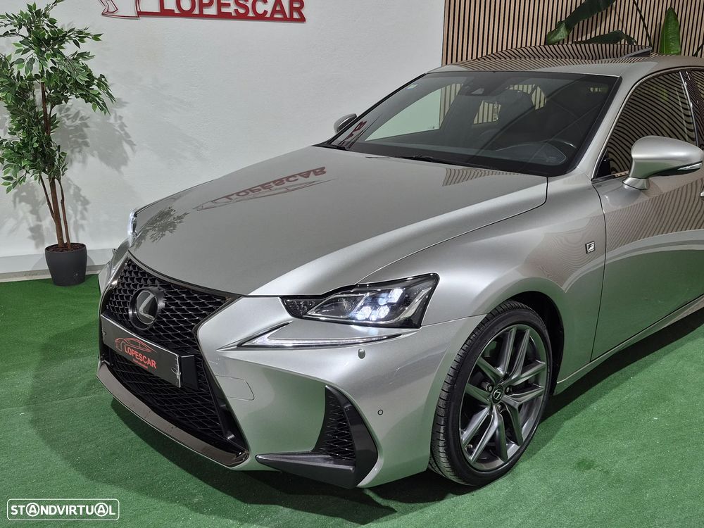 Lexus IS 200 t SPORT - 3