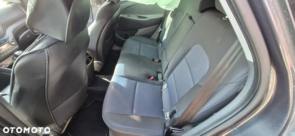 Hyundai Tucson 1.7 CRDI BlueDrive Classic 2WD - 22