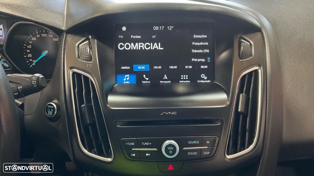 Ford Focus 1.0 EcoBoost Titanium - 9