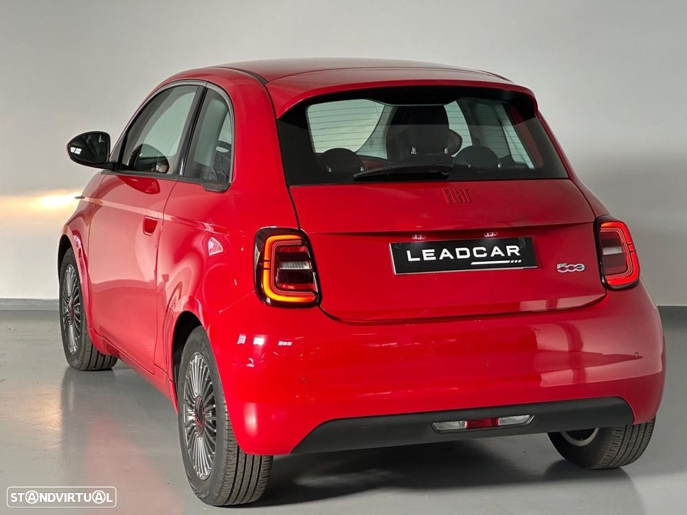 Fiat 500e (RED) - 4