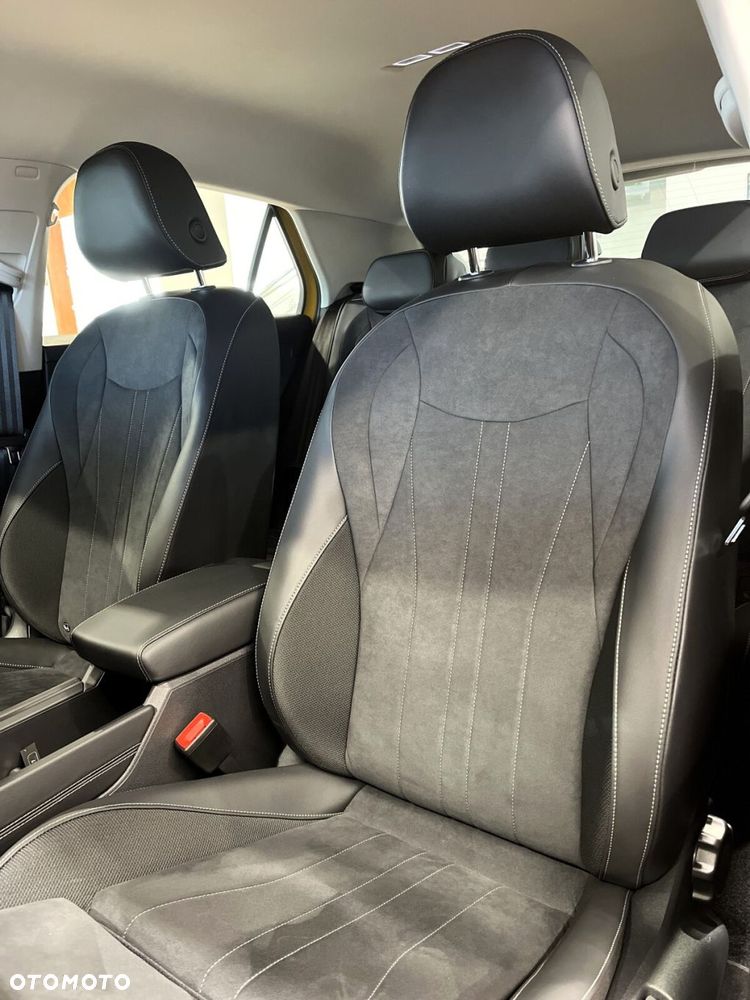Volkswagen T-Roc 1.5 eTSI Style DSG - 12