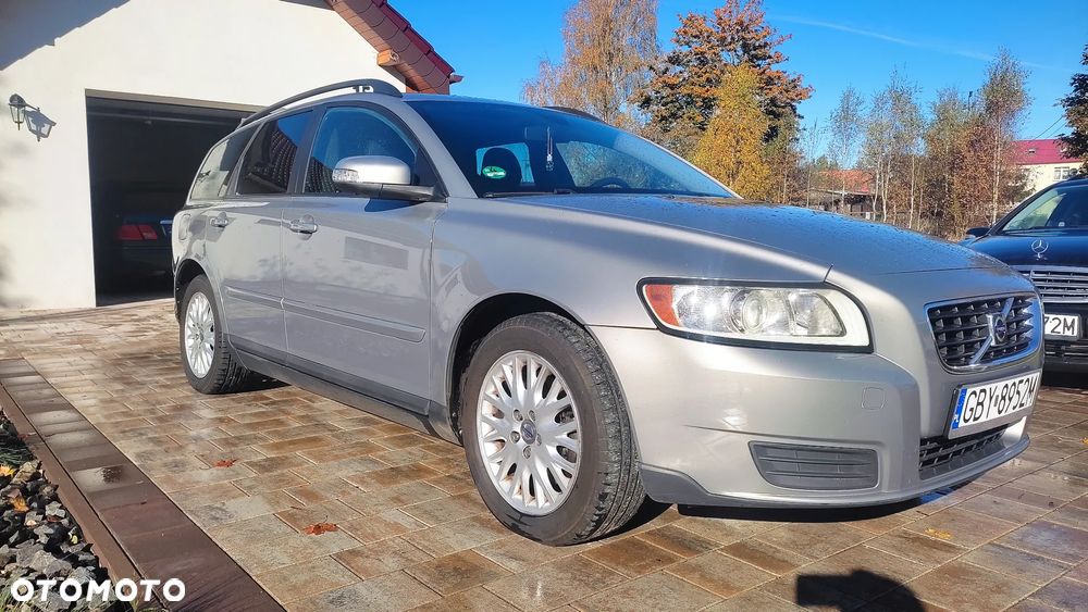 Volvo V50 2.0D DPF Kinetic - 1