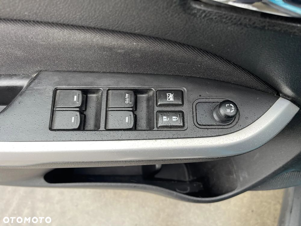 Suzuki Vitara 1.6 Premium 4WD - 21