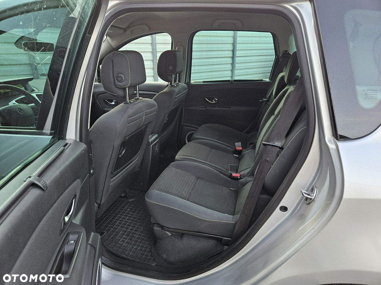 Renault Scenic 1.4 16V TCE Privilege - 25