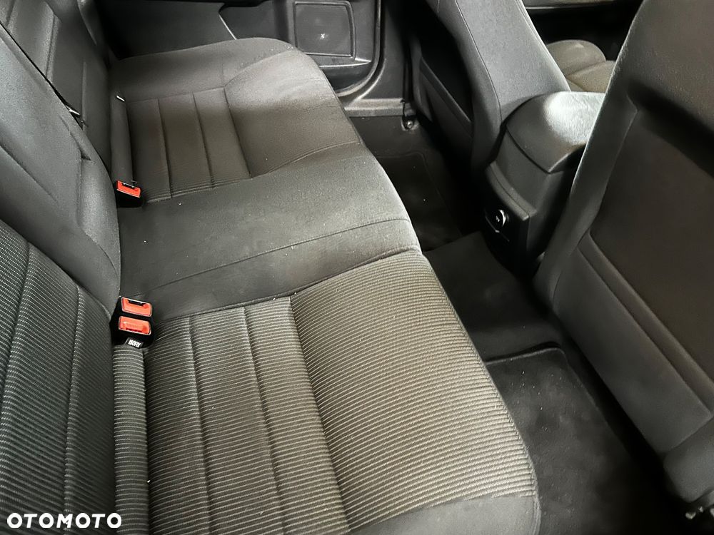 Ford Mondeo - 31