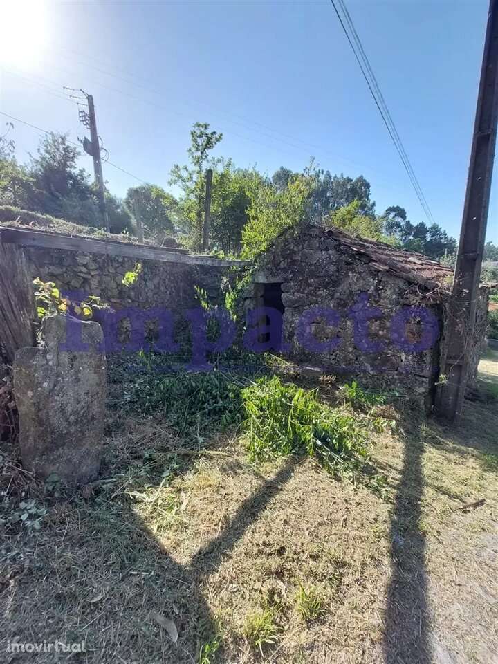 Moradia para Restaurar T1, Vale de Cambra - Grande imagem: 2/6