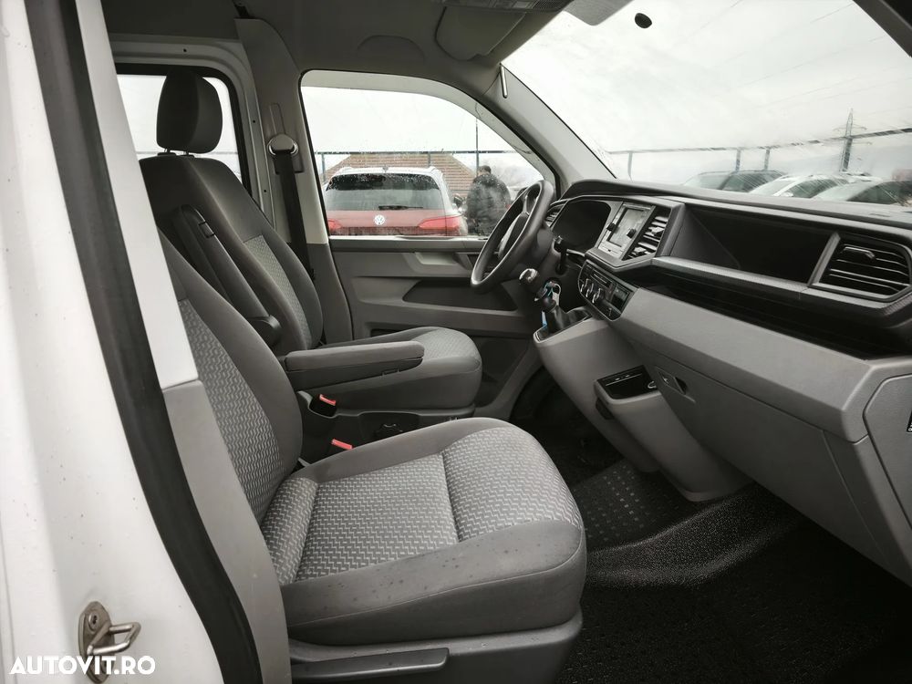 Volkswagen Transporter - 11