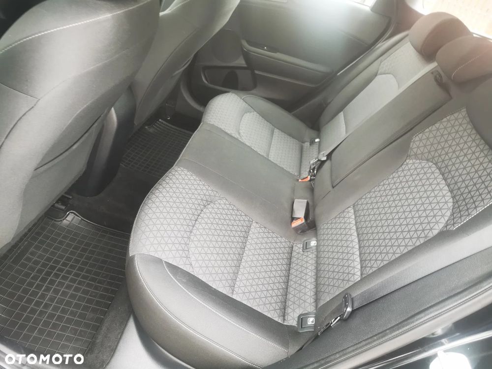 Kia Ceed 1.4 T-GDI M - 10