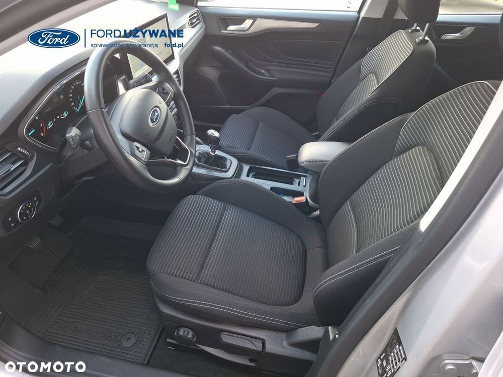 Ford Focus - 16