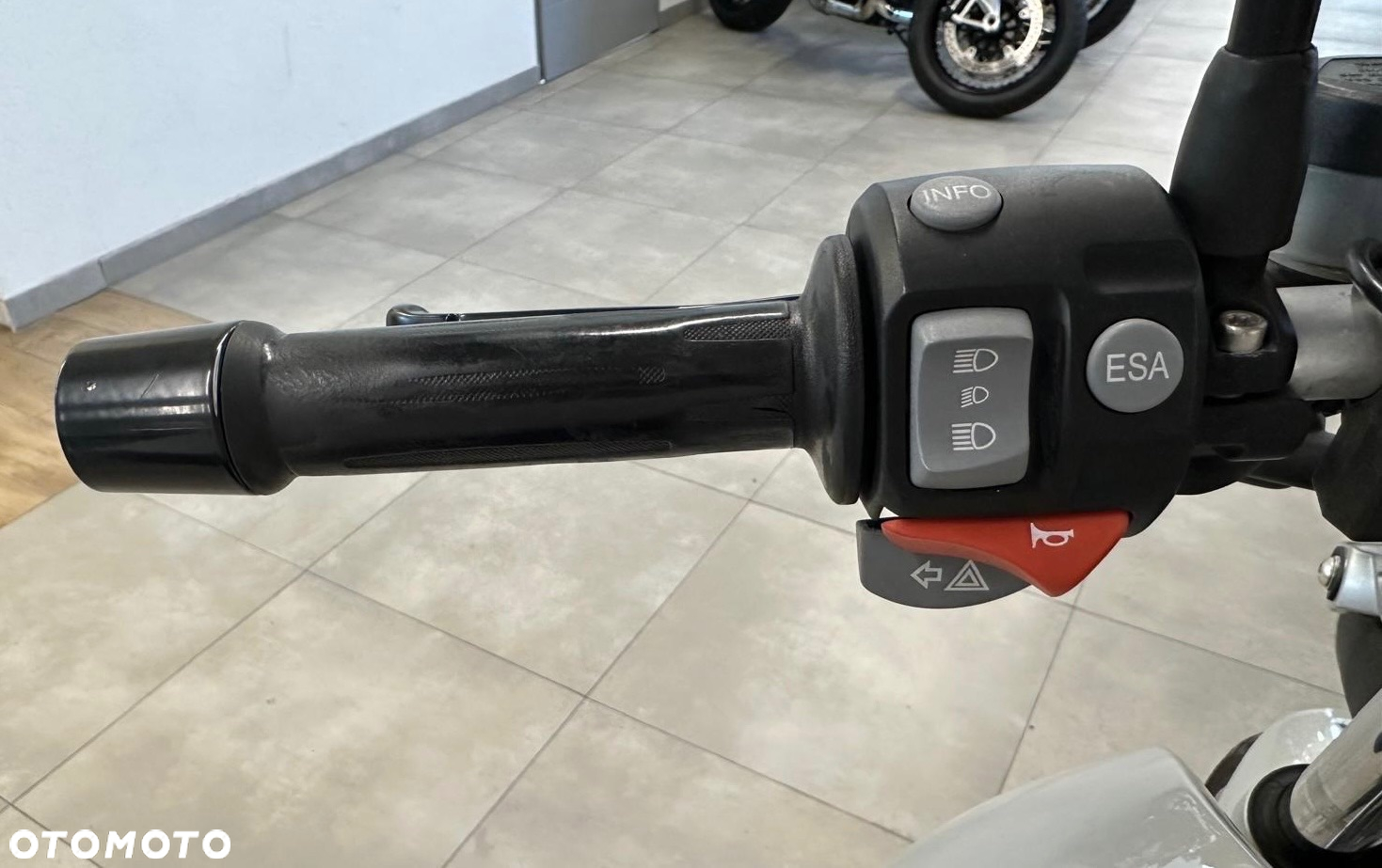 BMW R - 7
