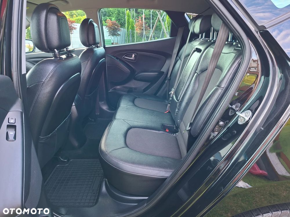 Hyundai ix35 1.7 CRDi 2WD Fifa World Cup Edition - 20