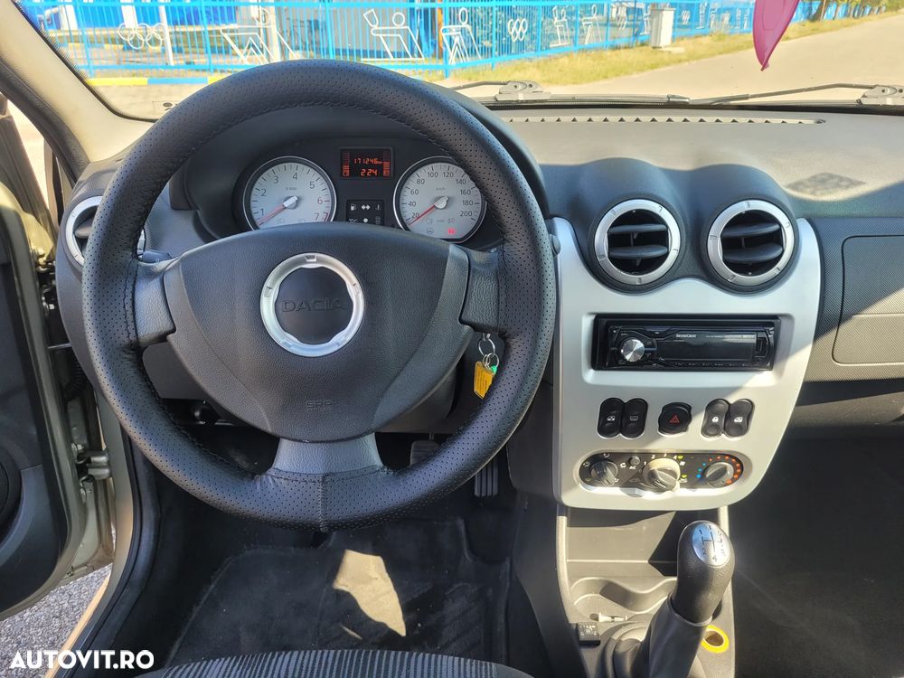 Dacia Logan 1.6 MPI Laureate - 13