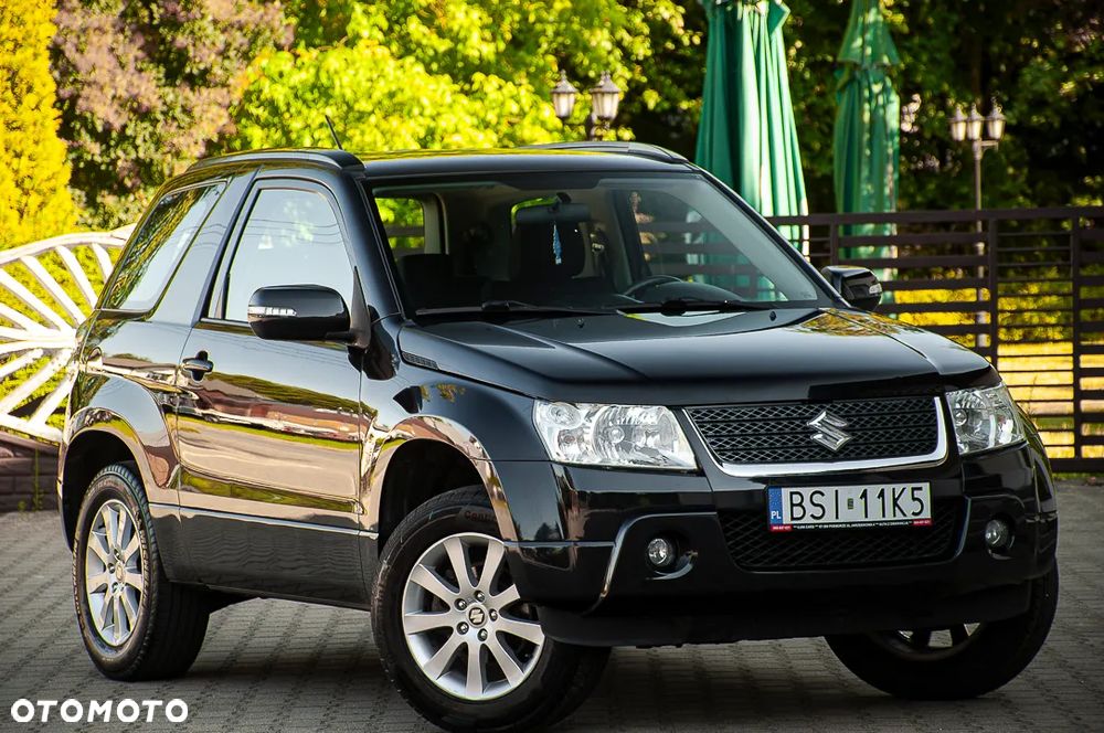 Suzuki Grand Vitara 2.4 Comfort - 32