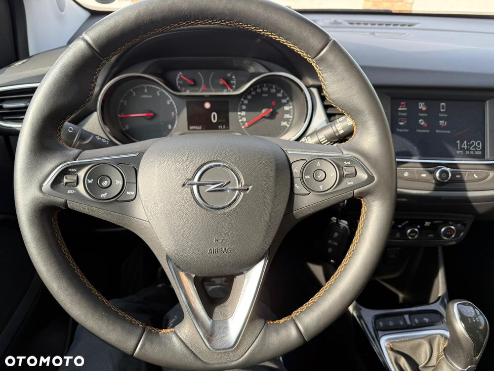 Opel Crossland X - 8