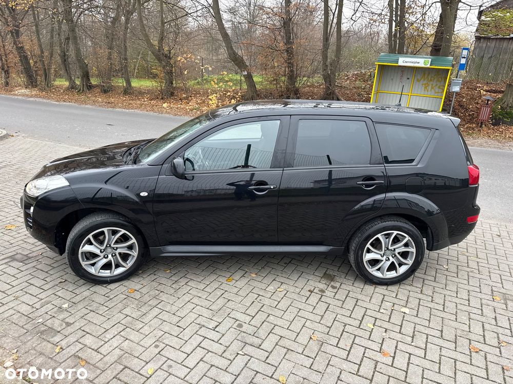 Peugeot 4007 5-Sitzer Sport - 1