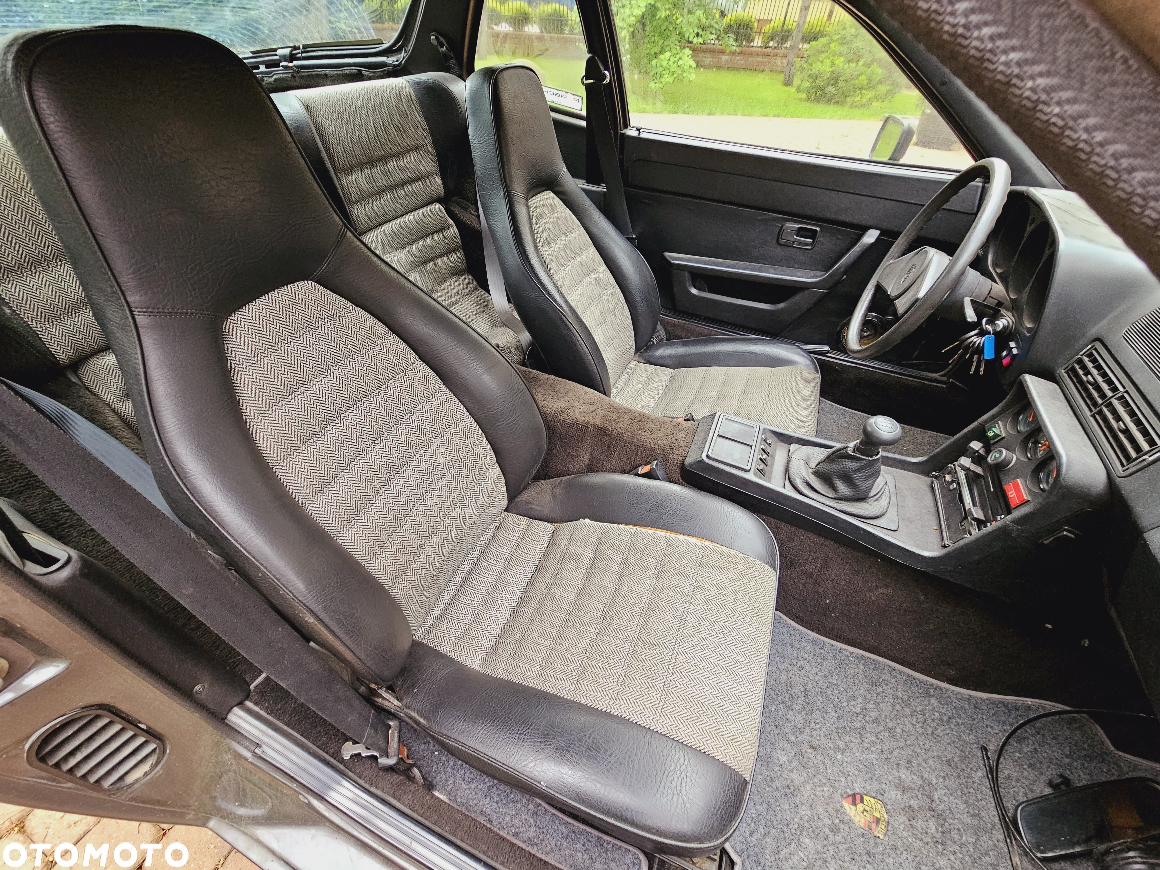 Porsche 924 Standard - 12