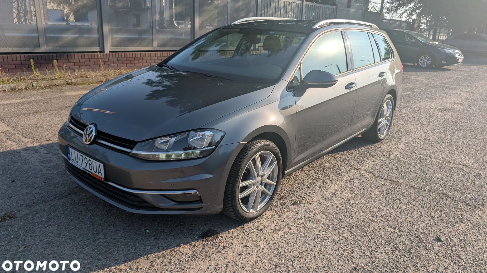 Volkswagen Golf 2.0 BlueTDI DSG Comfortline - 1