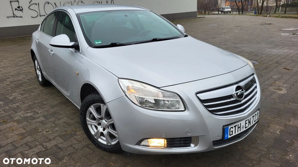 Opel Insignia - 32