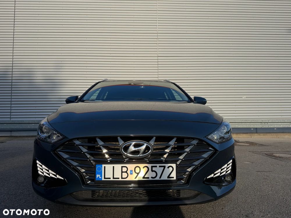Hyundai i30 1.5 T-GDI 48V Comfort DCT - 12