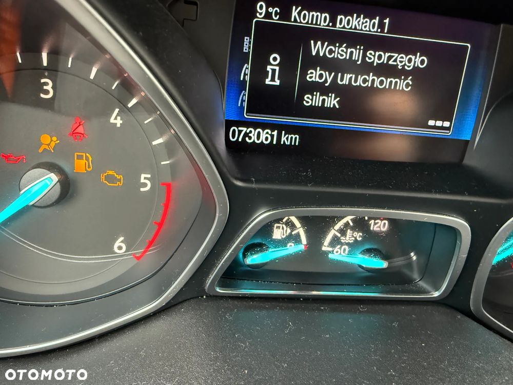 Ford Kuga 1.5 TDCi 2x4 Trend - 12