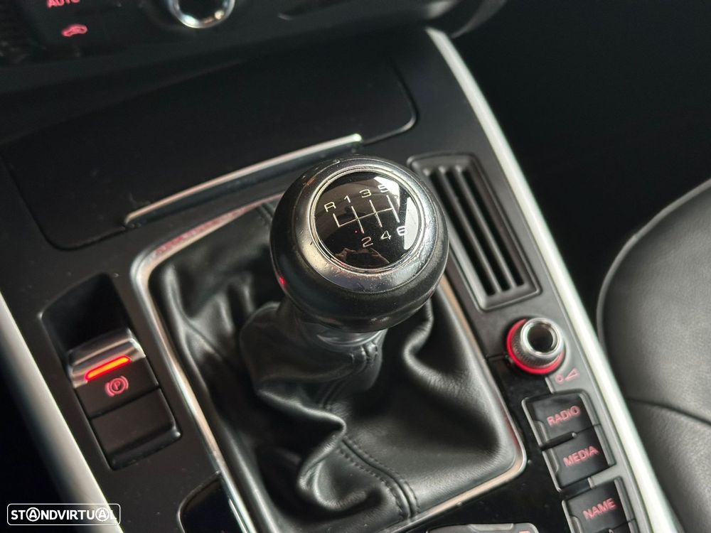 Audi A4 Avant 2.0 TDI Business Line S-line - 23