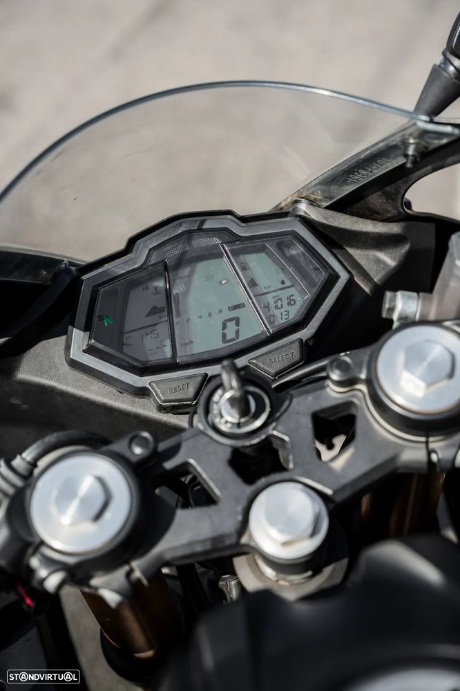 Yamaha YZF R125 - 18
