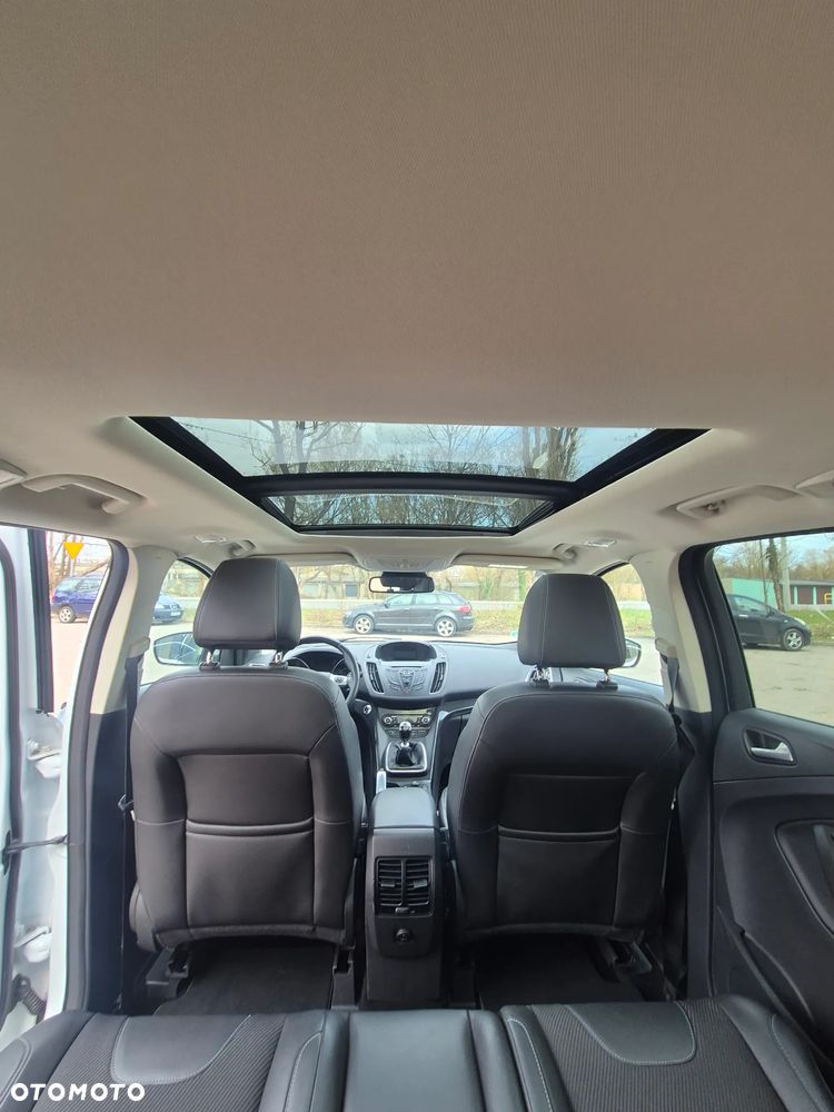 Ford Kuga 2.0 TDCi 4x4 Titanium - 22