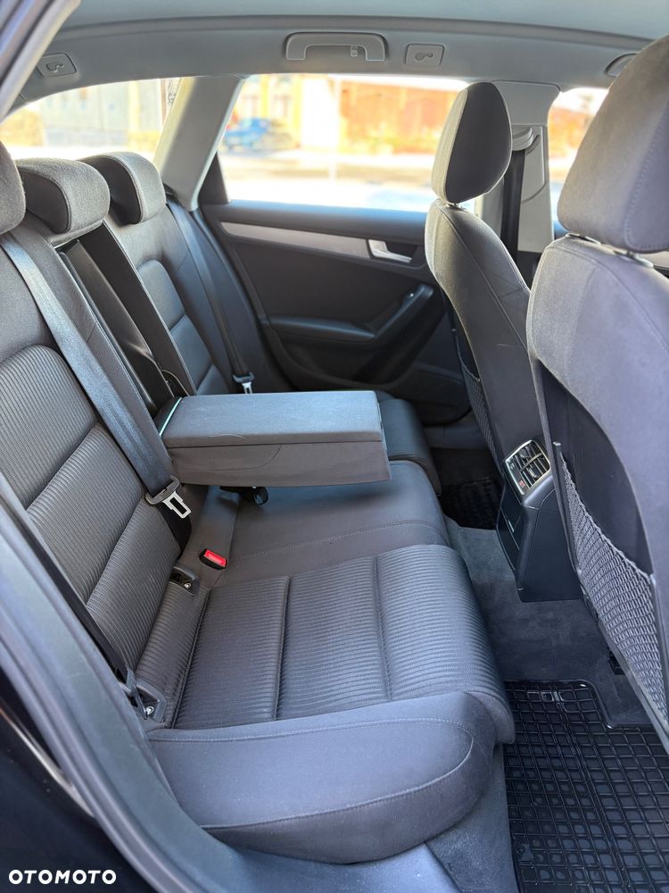 Audi A4 Avant 2.0 TDI - 17