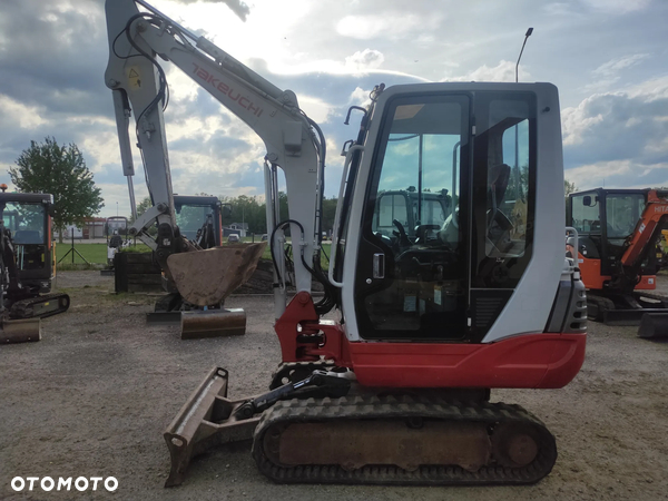 Takeuchi TB 230