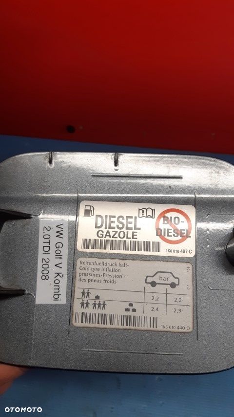 VW Golf V Kombi Klapka wlewu paliwa LD7X - 5