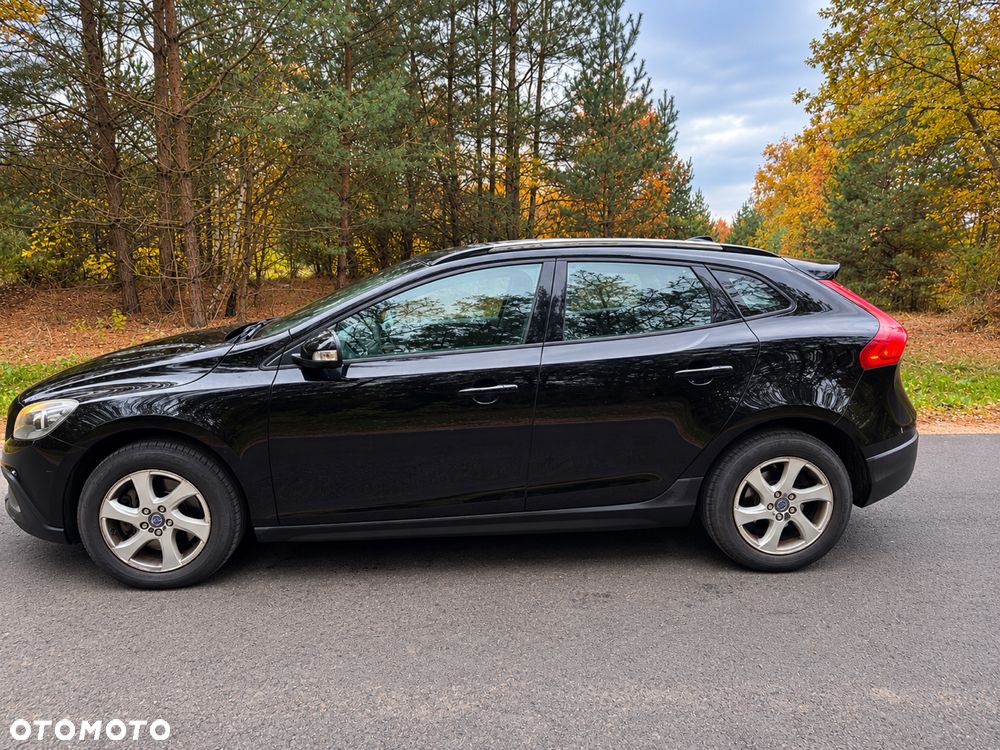 Volvo V40 Cross Country - 4