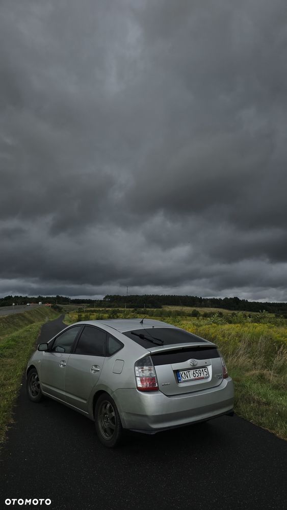 Toyota Prius 1.5 VVT-i Sol (nav) - 4