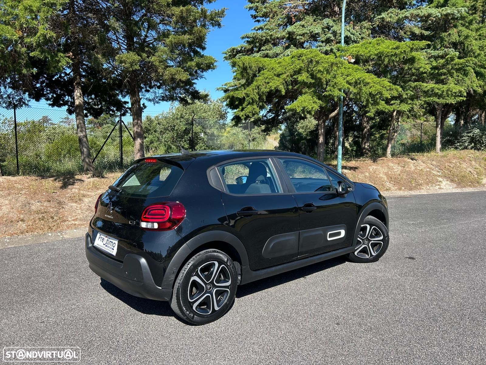 Citroën C3 1.2 PureTech Shine - 18