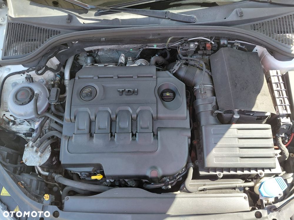 Skoda Octavia 2.0 TDI 4x4 DSG L&K - 22