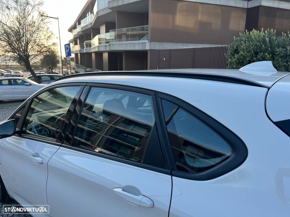 BMW 218 Active Tourer i Sport Line - 6